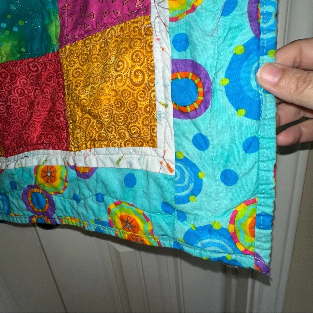 Handmade bright lap wall quilt block patchwork machine stitched, 30 X 40